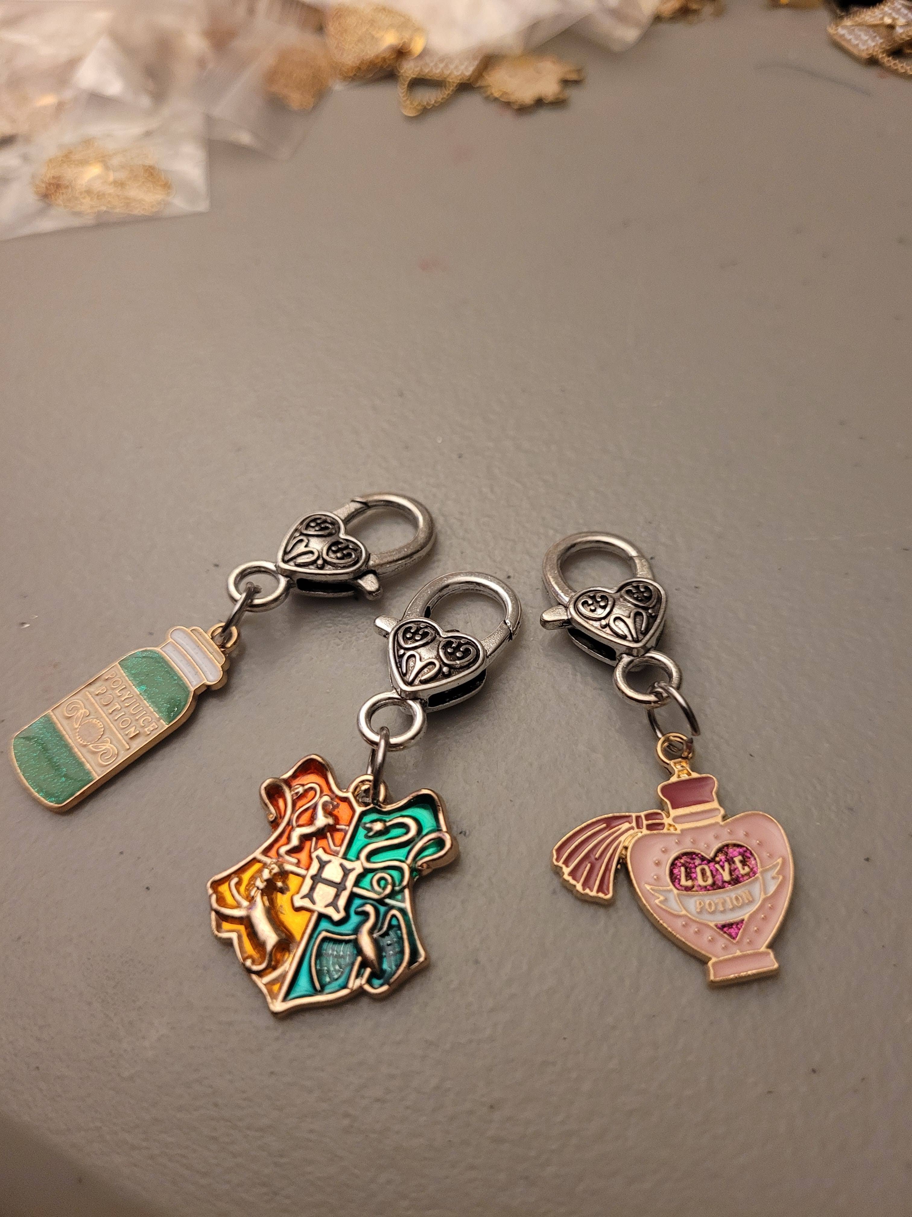 Con-Quest Crafts - Wholesale Jewelry Set - Harry Potter inspired Earrings, Necklaces & Zipper Pulls13