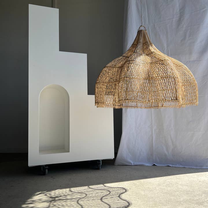 Office Objets - Wholesale Chandelier/Hanging Light - Pendant light, flower-shaped rattan fixture, tulip, corolla H:80cm D80cm28