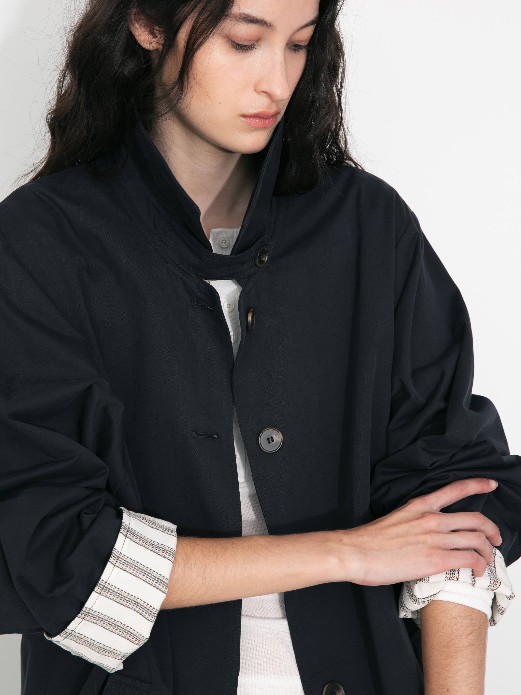 CUBIC - Wholesale Trenchcoat - Dames - Macintosh trenchcoat met gestreepte voering8