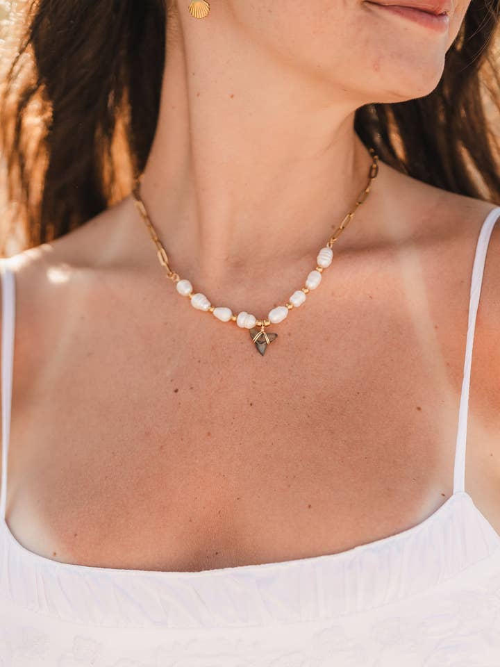 Camilla | Vattentät Hajtand Pärlhalsband för wholesale av Always Augustine