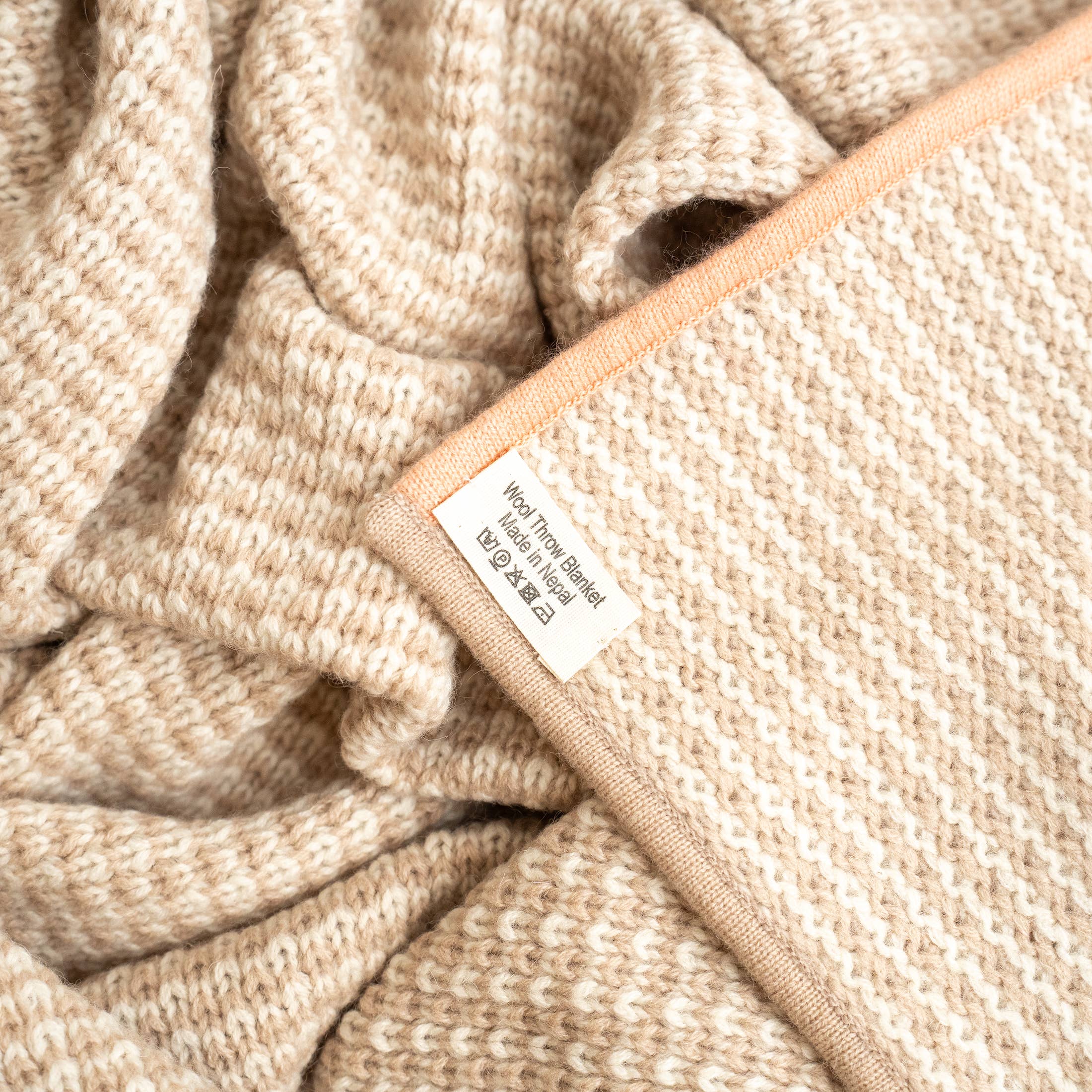 ART HIMALAYAN TRADING LTD - Wholesale Throw Blanket - 100% Pure Merino wool Reversible Luxury Blanket Travel Throw1