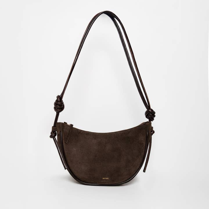 Demi-lune - Suède Mocha pour la vente par Ann Kurz