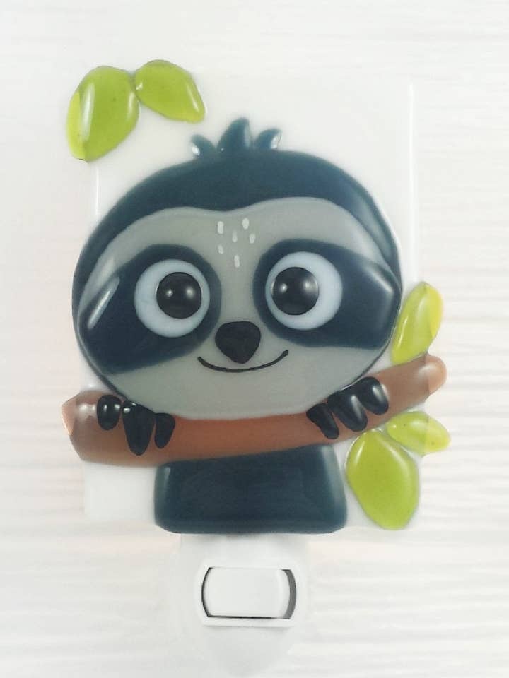 Night Light - Sloth - Sam for wholesale by Shine on me Distribution