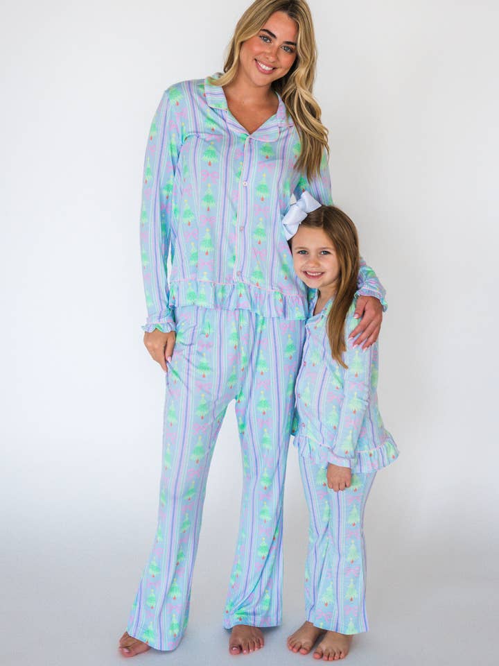Blue SoftSnooze™ Girls Merry Bow Dreams Long Sleeve Button Up Ruffle Flare Pajama Set
for wholesale on Faire4