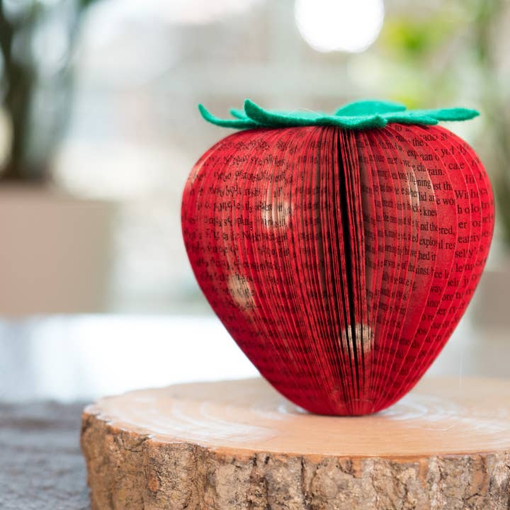 Root To Vine - Wholesale Decorative Tabletop Object - Strawberry Decor-Book Gift-Paper Anniversary-Summer Fruit