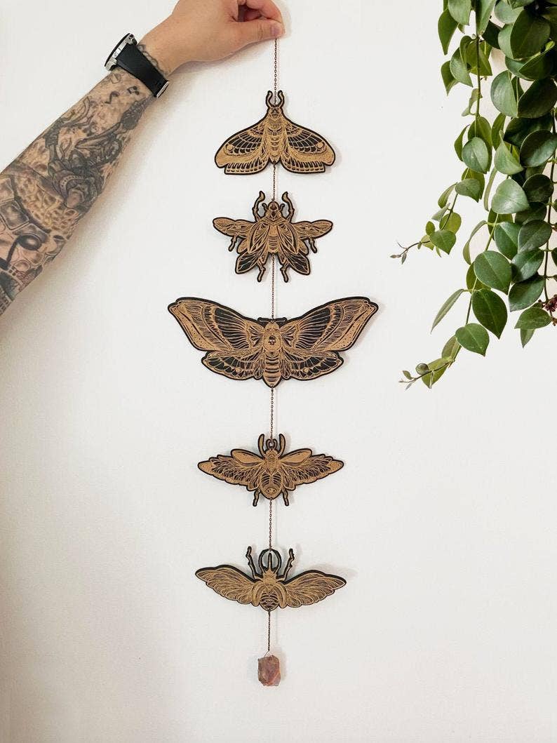 Faux Theory Design – wholesale Wall Accent – Moth and Beetle Garland5
