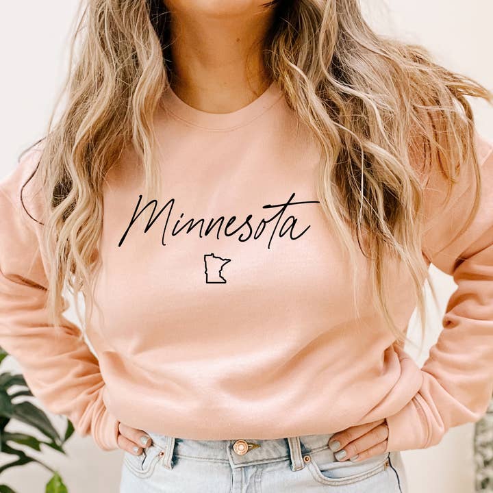 Rosa Mae Co – wholesale Sweatshirt med tryck - Dam – Bella Canvas Minnesota Crewneck Fleecetröja0