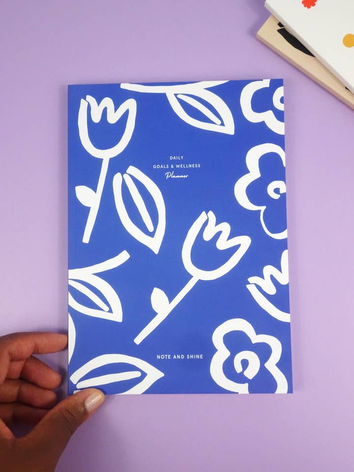 Daily Goals and Wellness Planner (Blue and White Flowers) for wholesale by Note and Shine