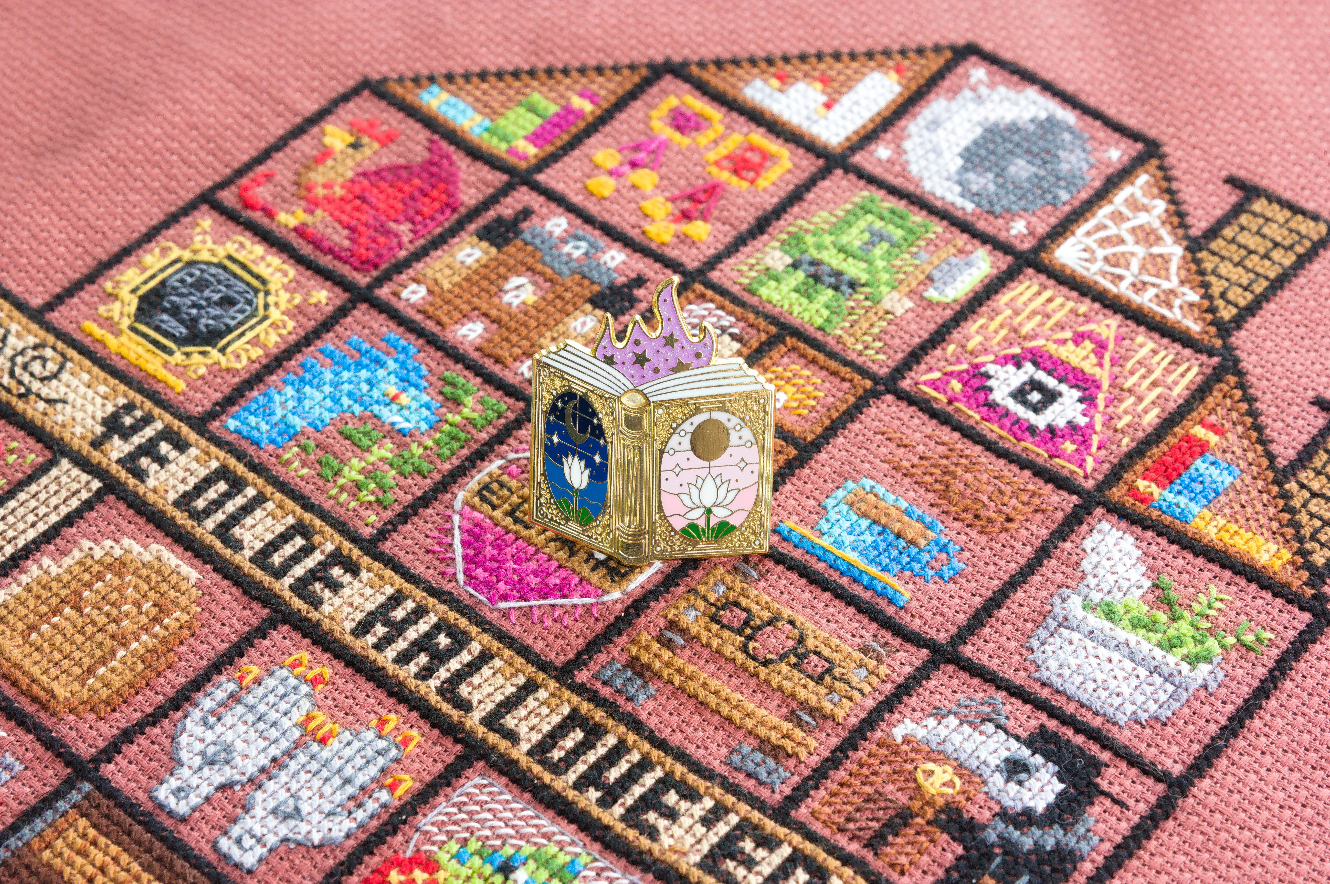 Stitchonomy - Wholesale Embroidery/cross-stitch supplies - Fairy Book Needle Minder4