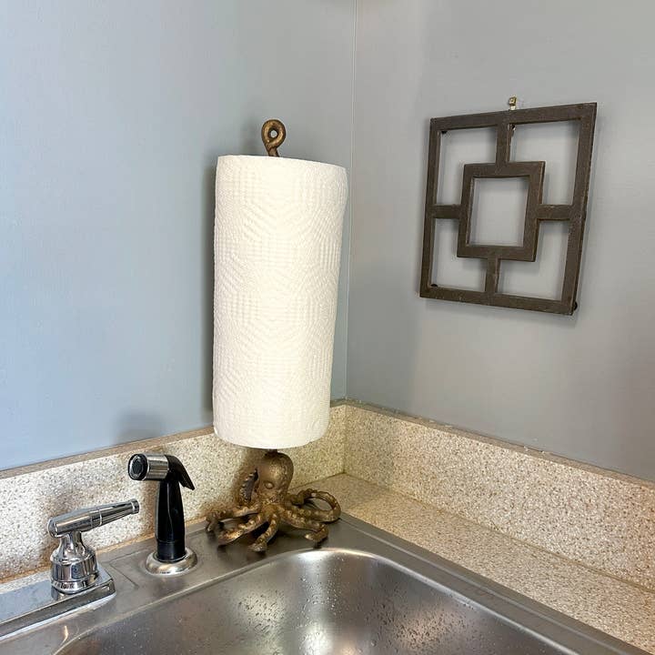 Zeckos - Wholesale Paper Towel Holder - Bronze Cast Iron Octopus Paper Towel Holder - 17 Inches High