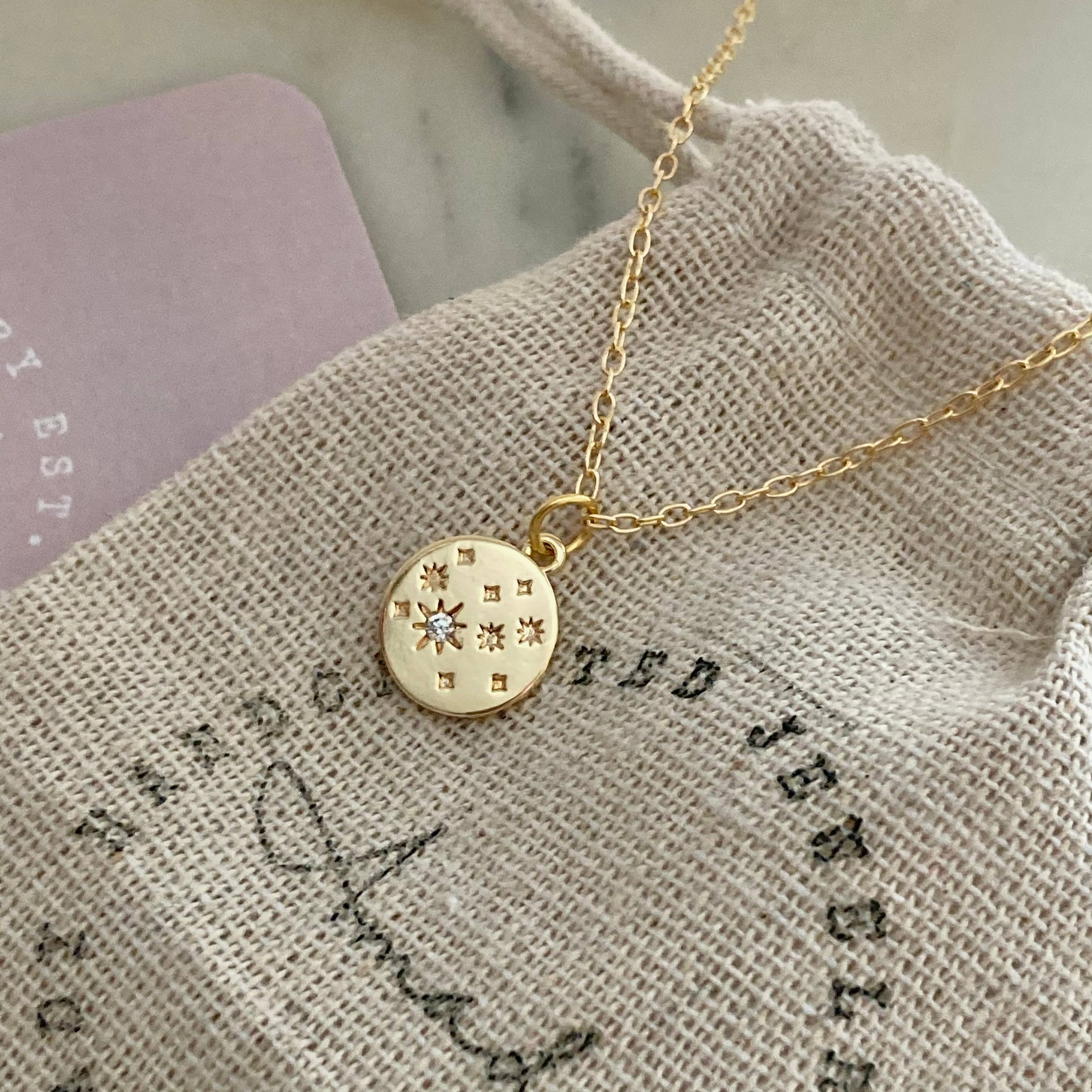 Amady Jewelry - Vente Colliers à pendentif - Collier en or 18 carats avec médaillon et zircone imperméable à l'eau8