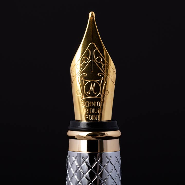 Scriveiner - Wholesale Pen - Classic Silver Chrome Fountain Pen - Medium Nib2