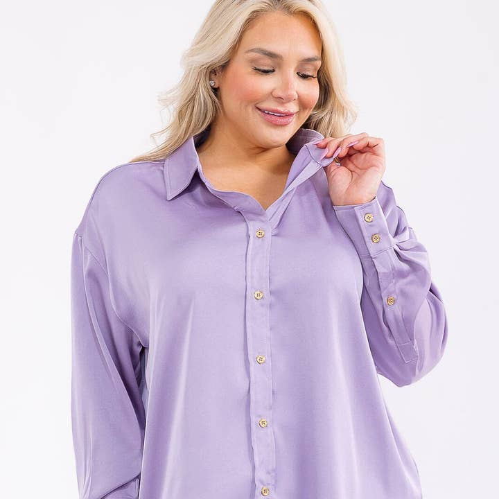 T18724P- Grote maten effen satijnen overhemd met knoopsluiting voor wholesale door IWT Brands