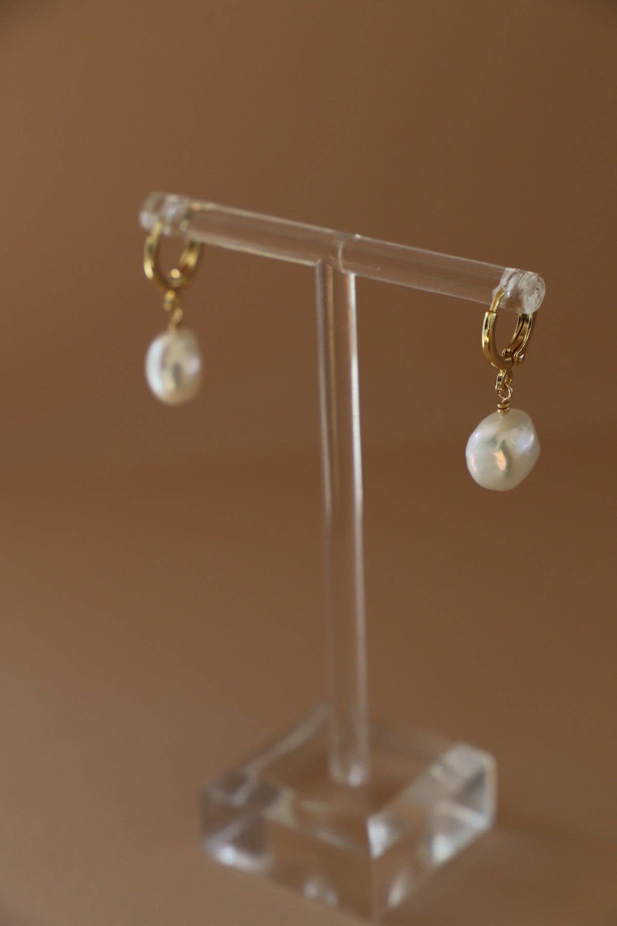 Katie Waltman Jewelry - Wholesale Huggie Earrings - KESHI PEARL NUGGET HUGGIES1