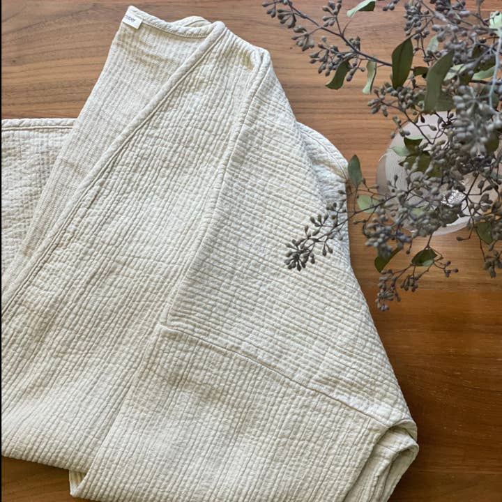 November Robe 2022 Oat for wholesale by April Meets October