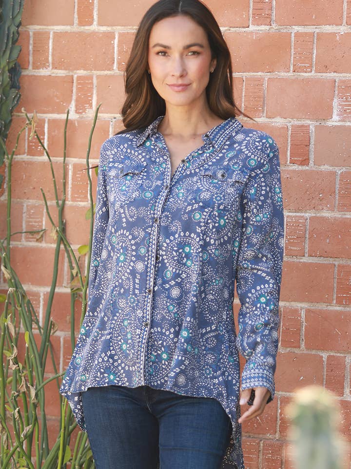 E2W58-FP80 SKJORTE MED KRAVE OG BINDESNOR BAGTIL for engroshandel hos Nostalgia