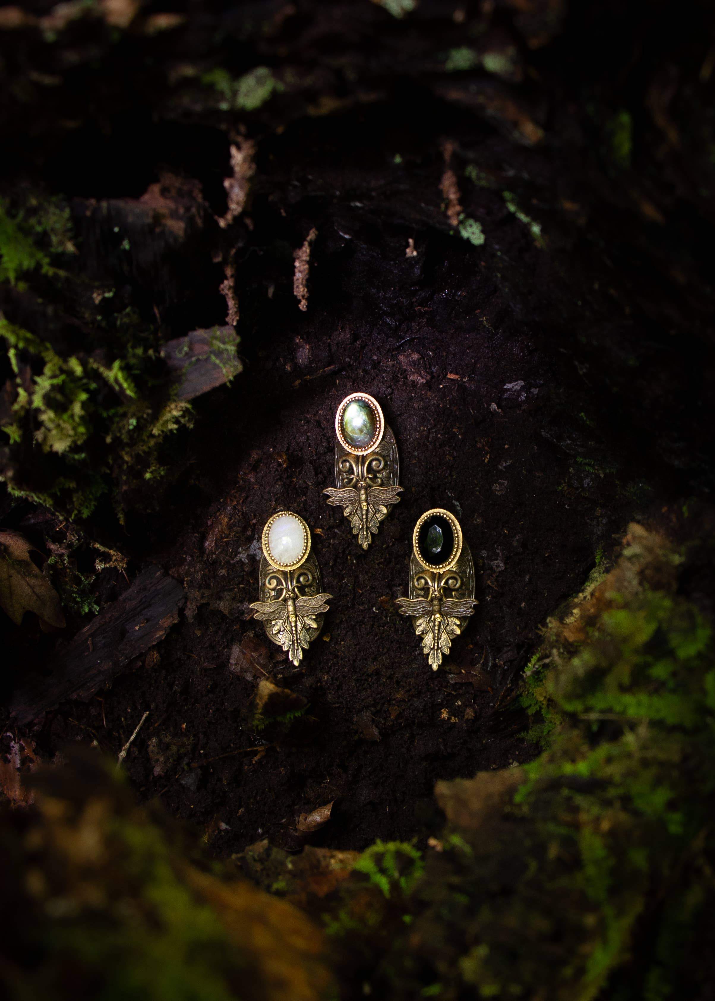 Trollbinde - Wholesale Cocktail/Statement Ring - Cavern Lantern Finger Armor4