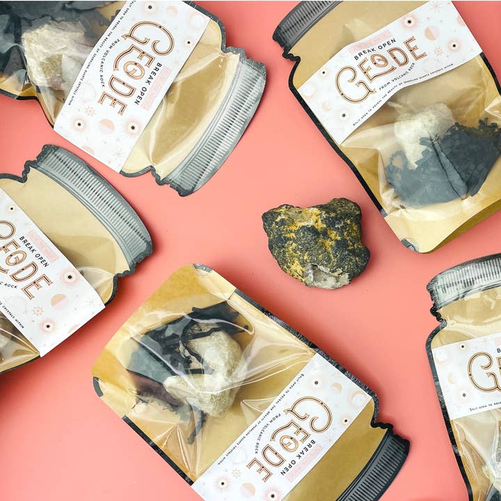 Sow the Magic – wholesale Andlig sten/kristall – Bryt upp Crystal Geode från vulkanisk sten