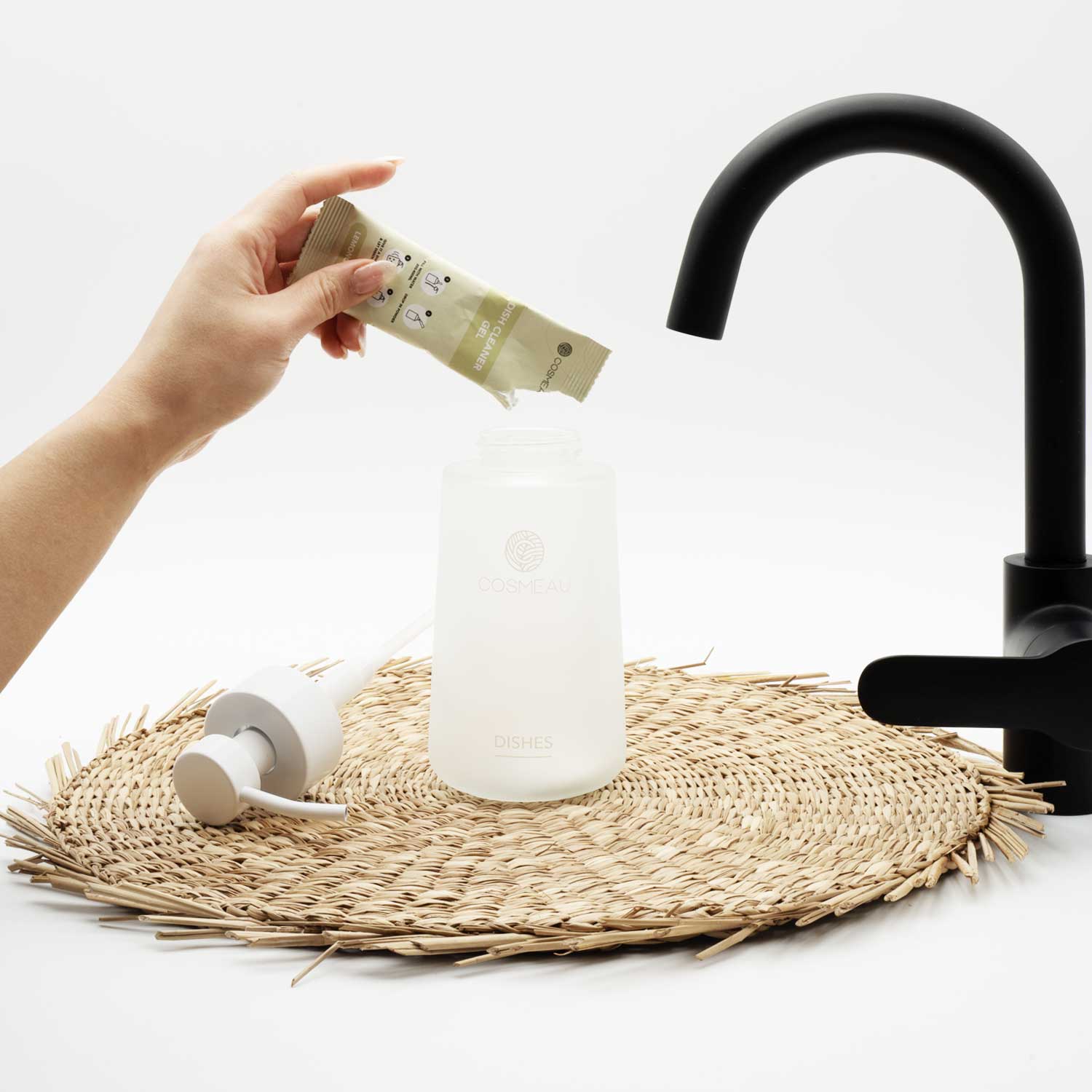 Bamboozy x Cosmeau - Wholesale Dish Soap - Detergent Soap Dispenser Bottle1