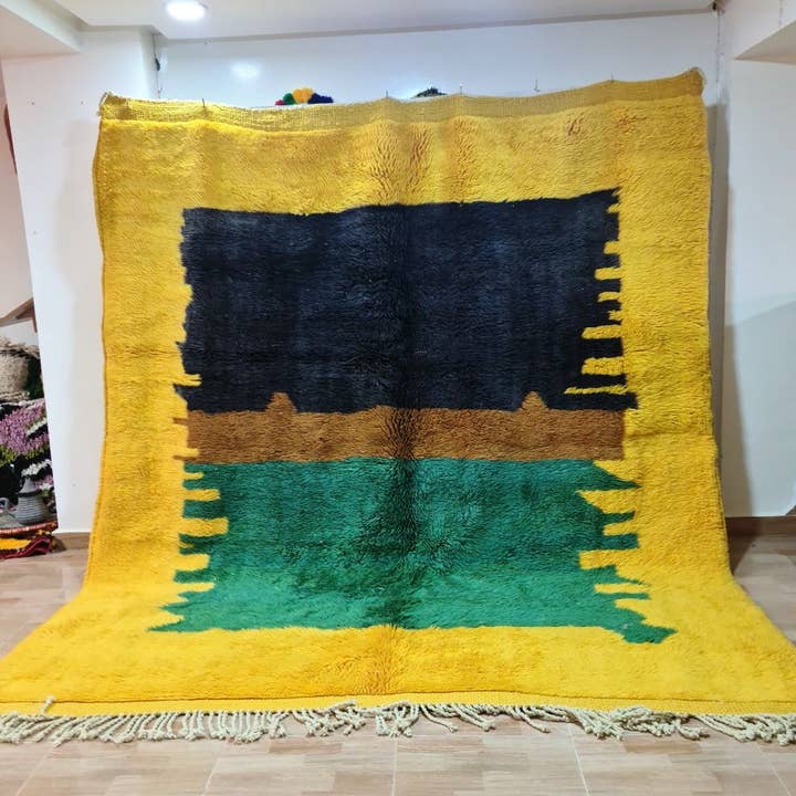 HANDMADE CARPETS MOROCCAN RUGS 200 - 300 cm 216 for wholesale by Maroccarpets Poufs and pillows wholesale +31648976894