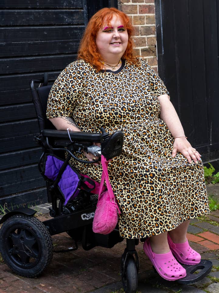 Rebel Romance - Wholesale Dress – Women's - Rebel Romance Classic Leopard Stretch Smock Dress10