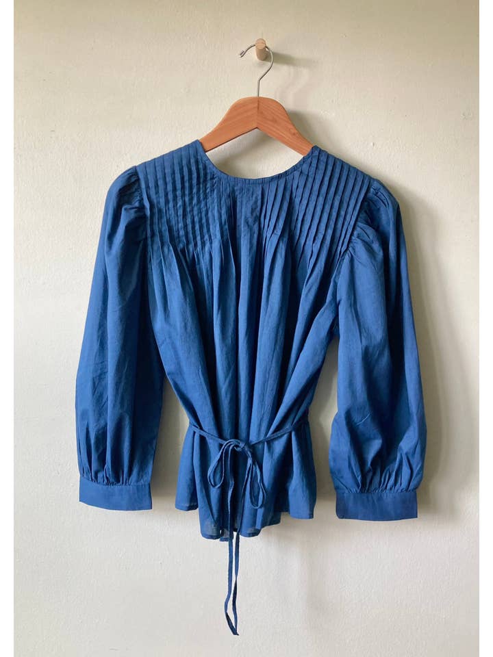 UQNATU - Wholesale Blouse - Women's - Pintuck Blouse5