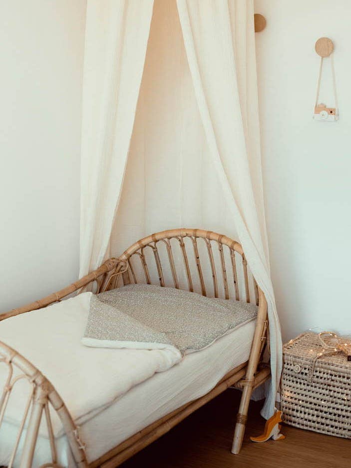 Ecru sovepose til børn for engroshandel hos Manufacture des bébés français