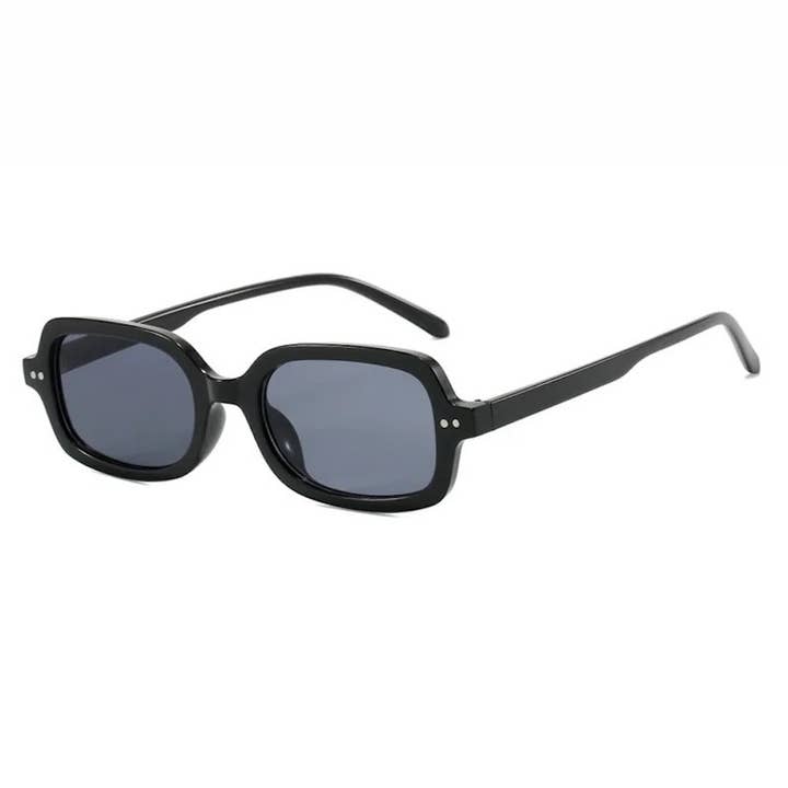 Pretty Simple - Wholesale Sunglasses - Women's - Sheila Retro Oval Sunglasses Wholesale