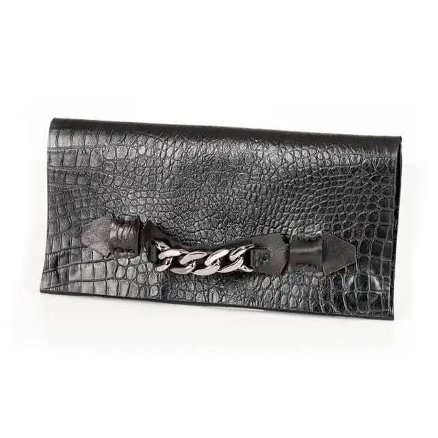 Pochette en cuir embossé crocodile noir pour la vente par The Dark