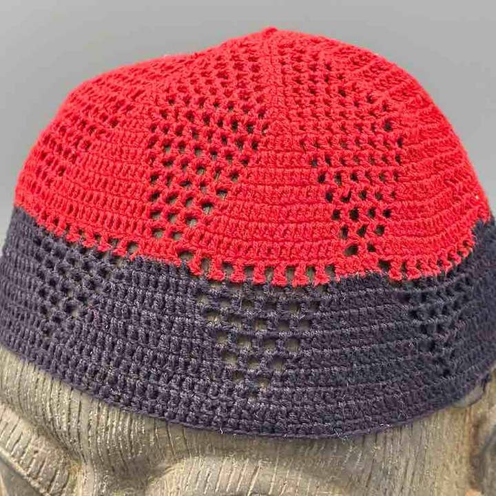 The Niger Bend - Vente Chapeau cloche – unisexe - Chapeau kufi africain bicolore 100% coton crocheté pour homme2