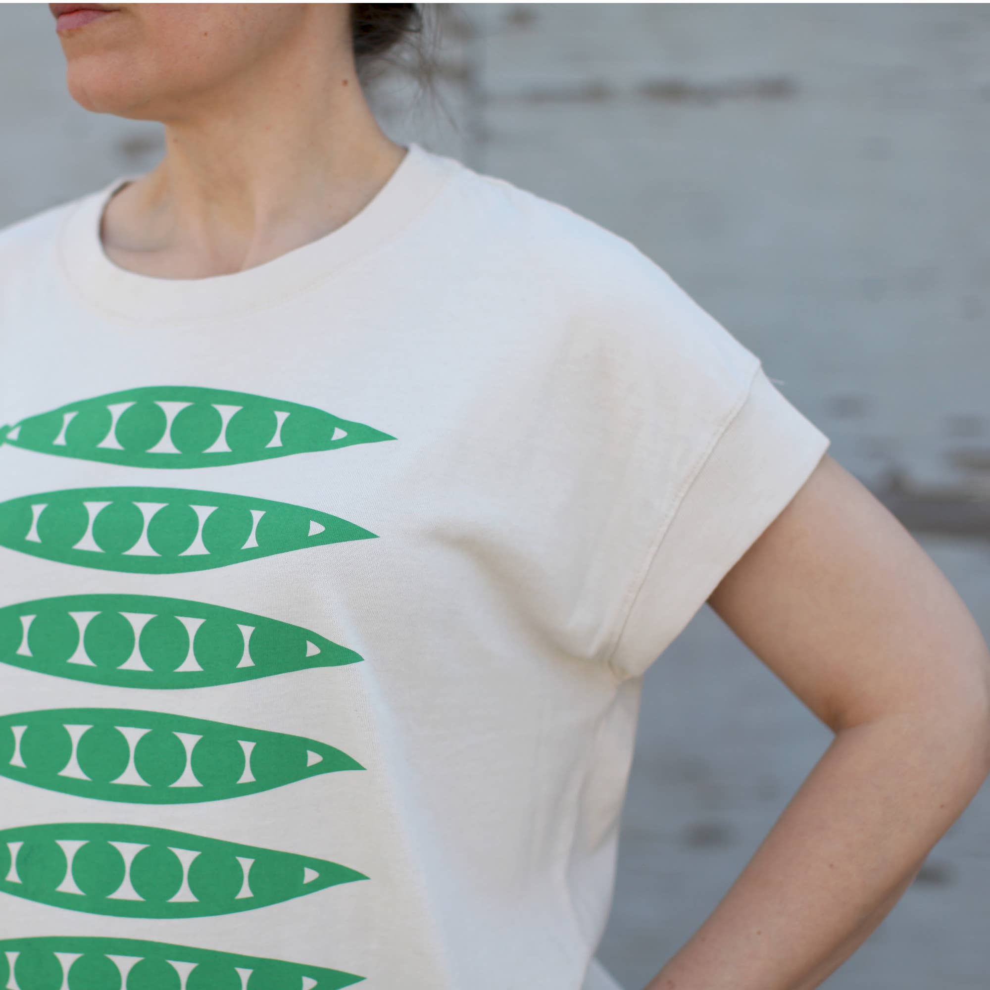 Blackbird Supply Co. - Wholesale T-shirt met print - Dames - Groene Erwten In Een Peul Tuinieren Losvallend Boxy T-shirt Natuurlijk4