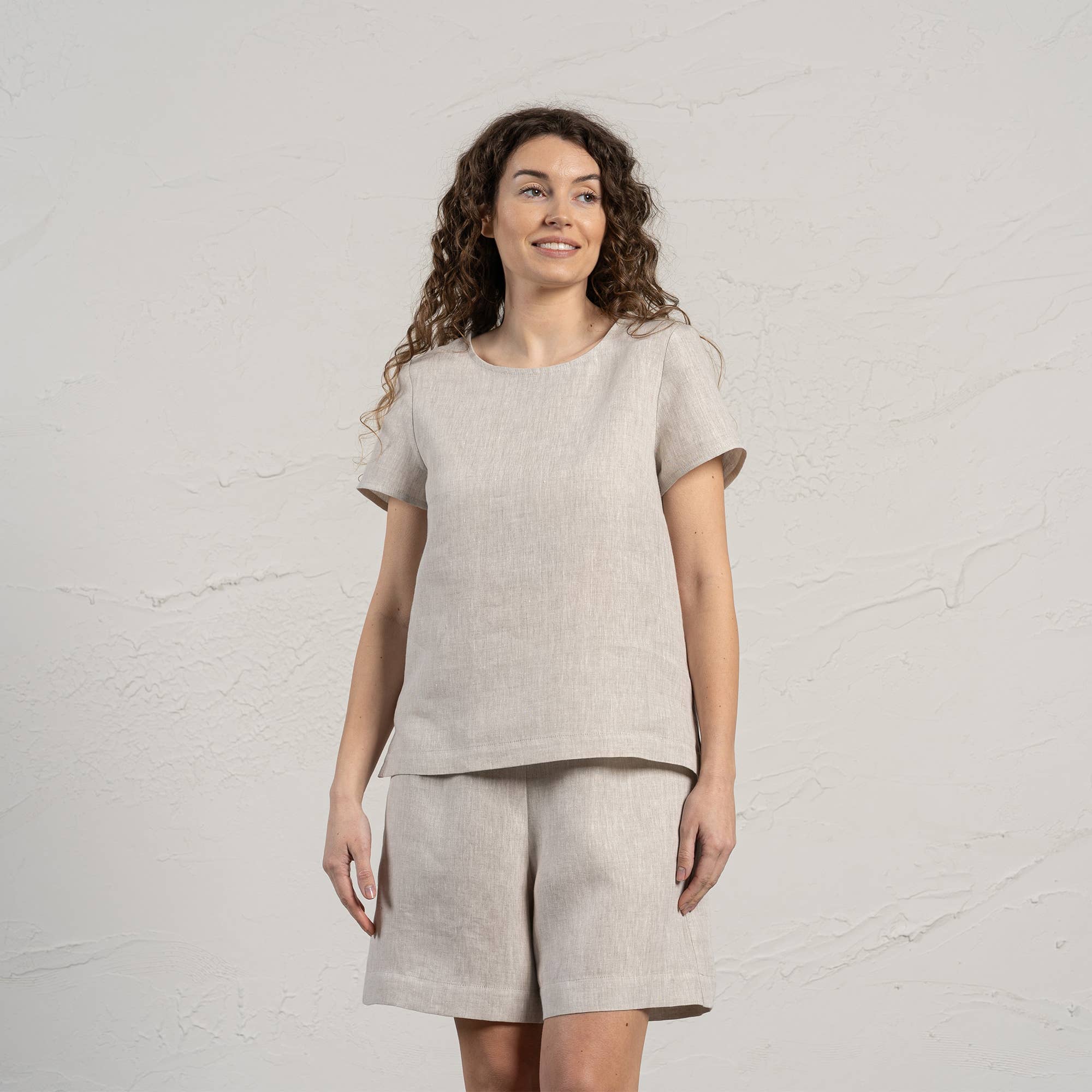 menique - Wholesale T-shirt (Zonder tekening) - Dames - Linnen shirt met korte mouwen Emma - casual klassiek linnen t-shirt15