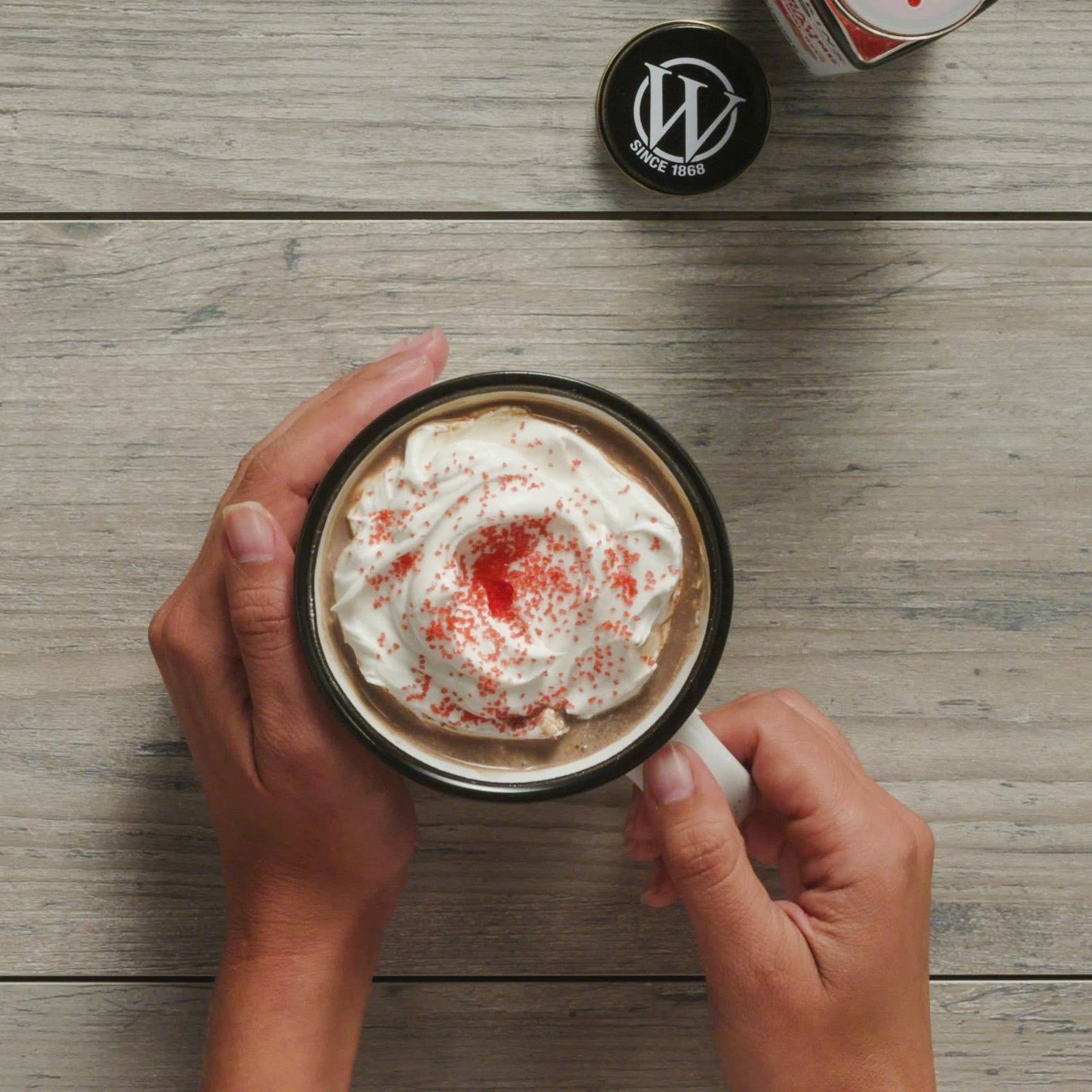 The Watkins Co. - Wholesale Sugar/Sweetener - Red Decorating Sugar 4.7 oz2