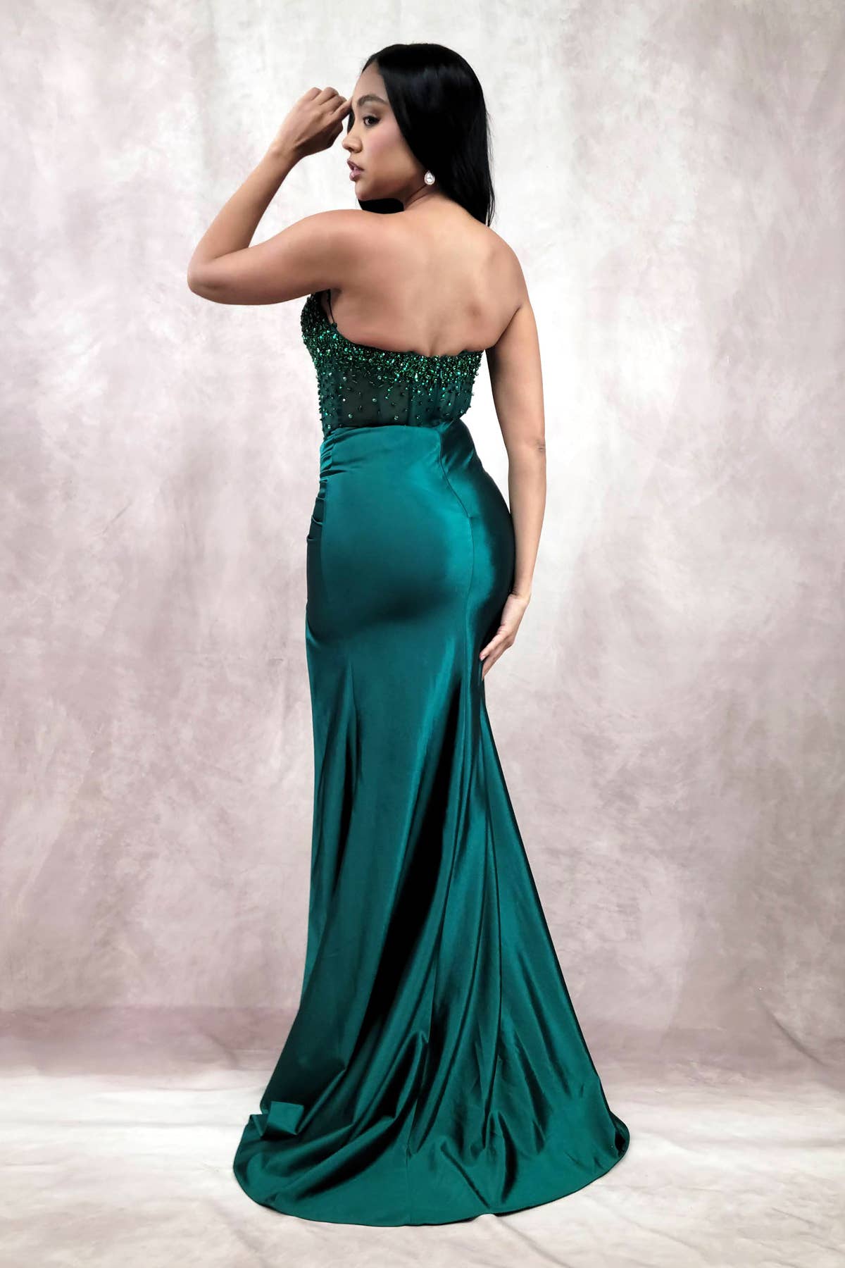 Chicas - Vente Robe de soirée – femme - Robe bustier en satin avec corset à perles et sequins C83134