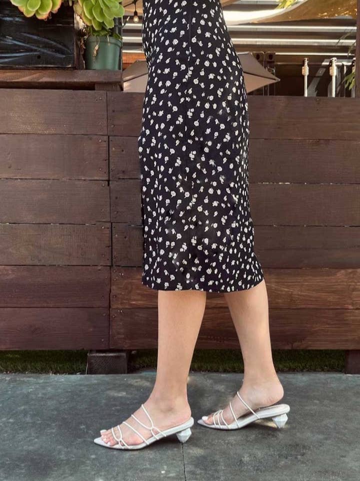 Talon de chaton en forme de losange en cuir italien biosourcé pour la vente par Volair