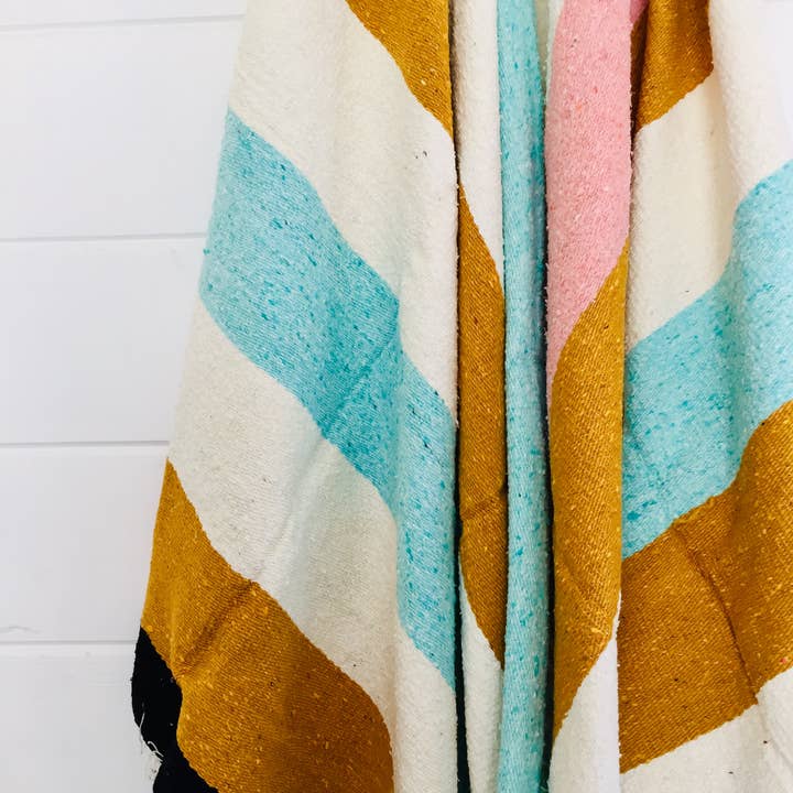 Mahalo Market - Wholesale Decoratiedeken - Zware Ohana Mexicaanse Avontuurdeken | Ambachtelijk Gemaakt | Surf4