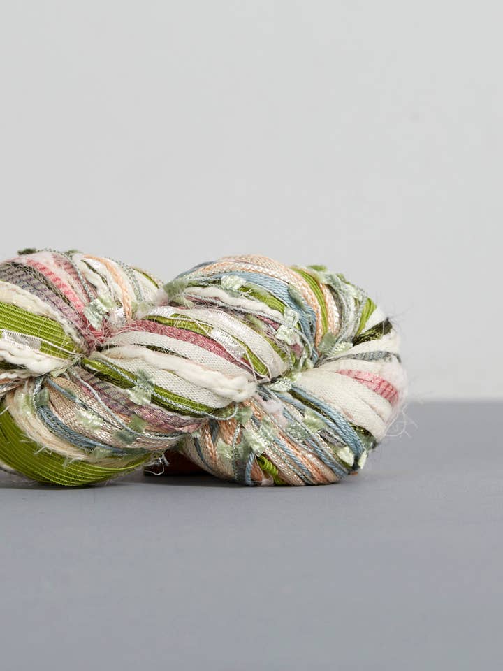 Alp Premier | 411 for wholesale by Urth Yarns