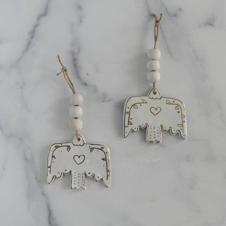 Tenture murale en forme d'oiseau faite à la main, ornement en céramique. pour la vente par Design by Pouneh