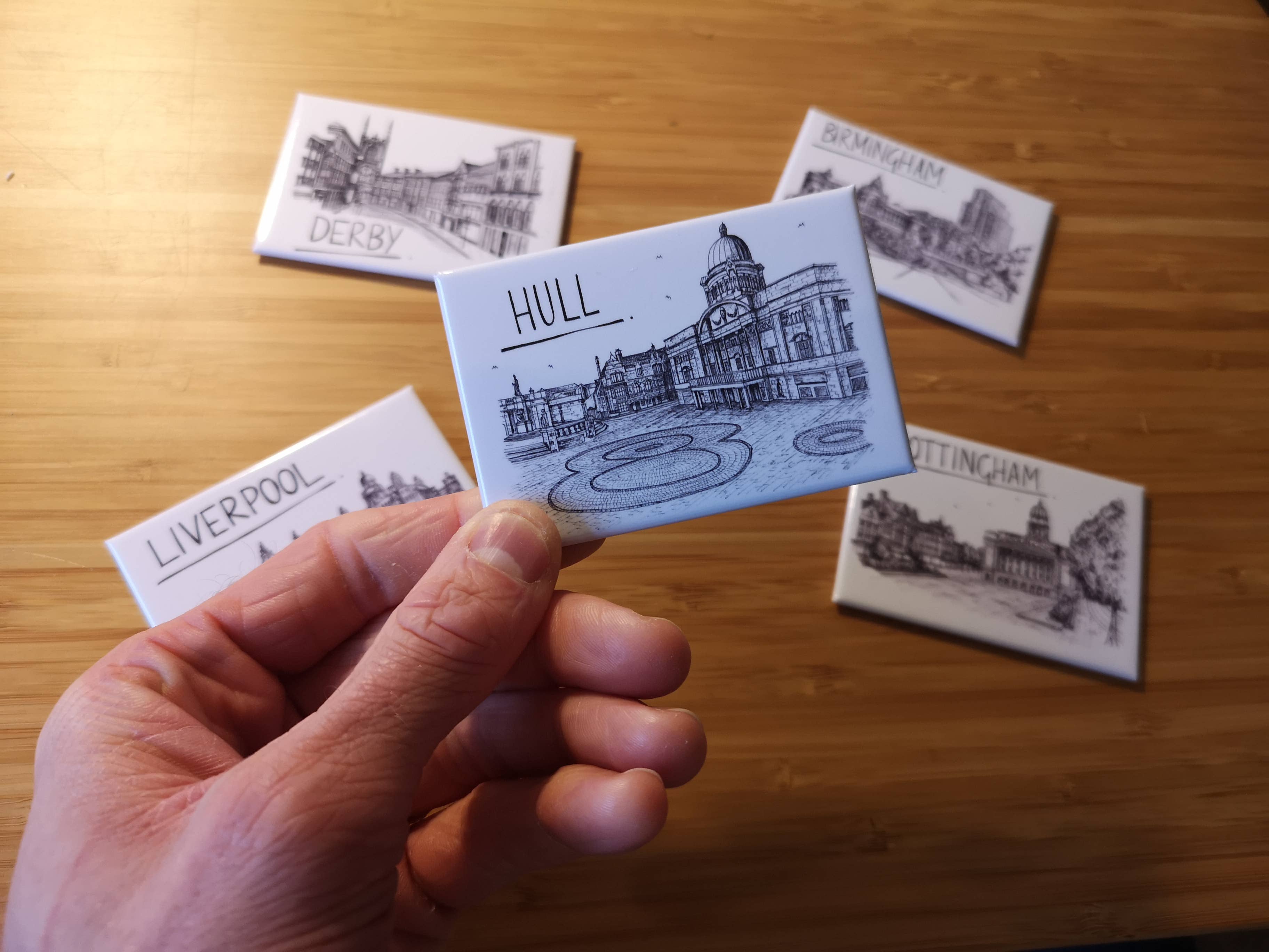 Christopher Walster – wholesale Magnet – Hull Skyline Souvenir Magnet 0