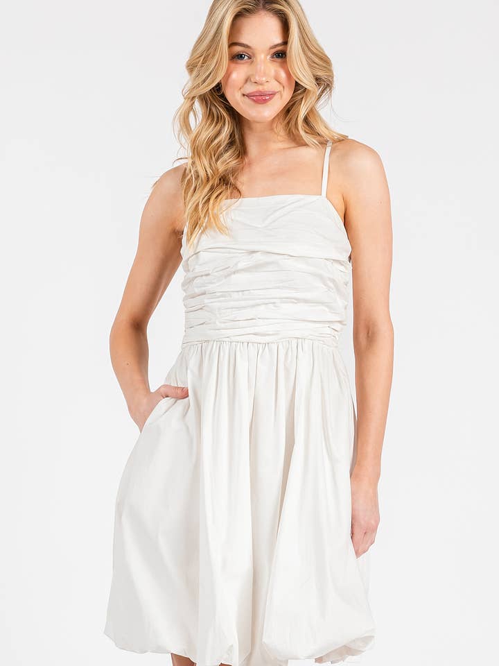 MINIKJOLE MED RYNKET DETALJE MED BOBLEKANT for engroshandel hos mittoshop