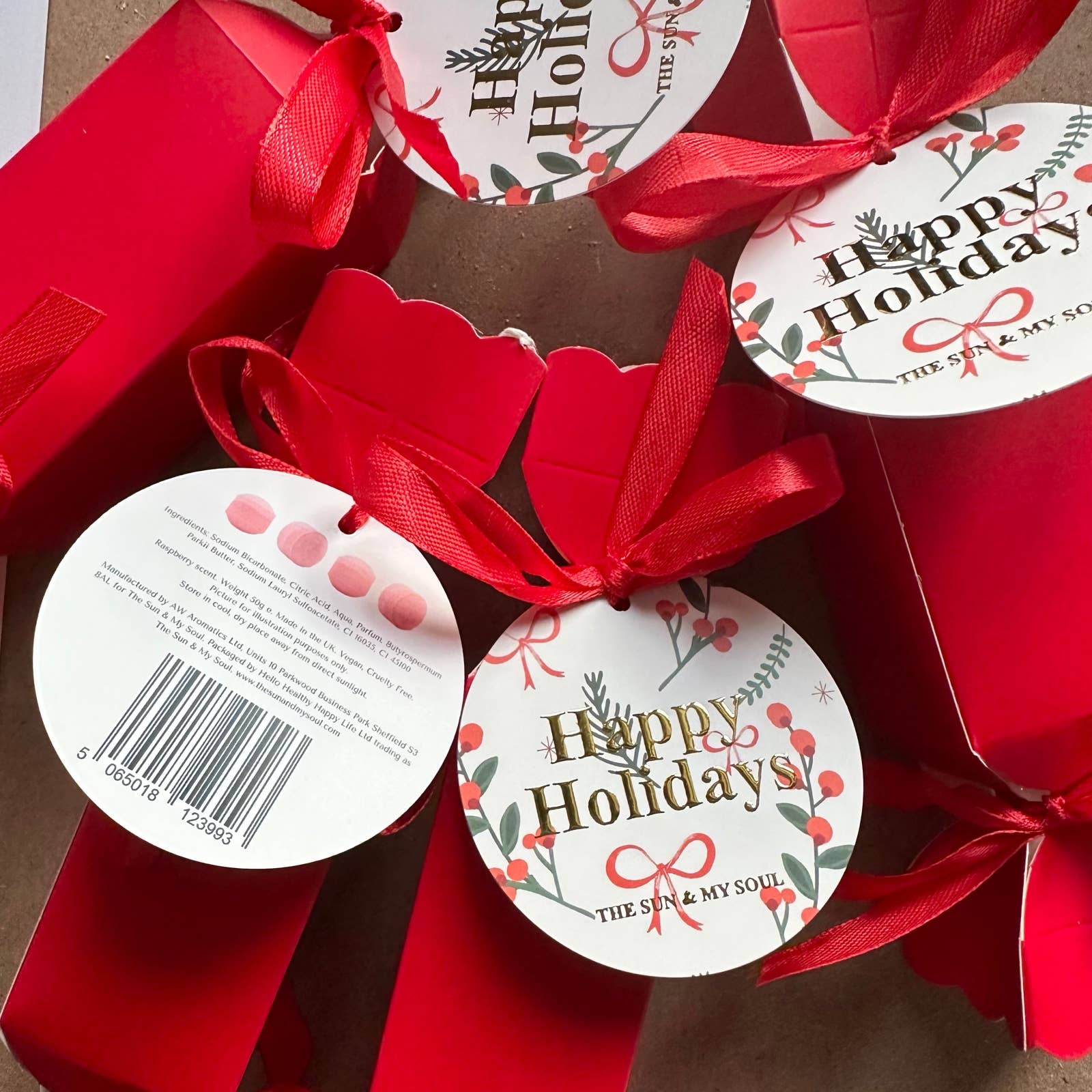 The Sun & My Soul Bath Bomb Soak Wellness Gifts - Wholesale Bath Bomb/Fizz - Happy Holidays Christmas Cracker Bath Bomb Gift⎜Raspberry3