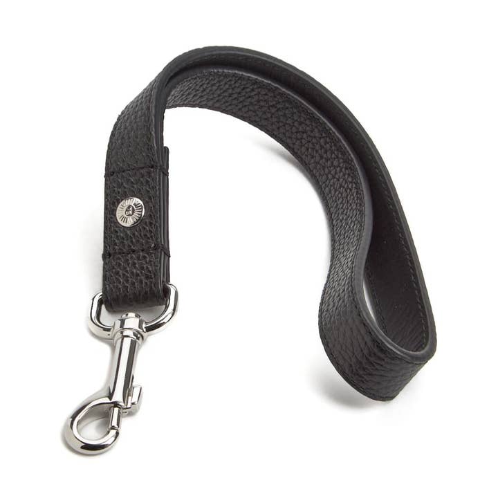 Leather Dog Short Leash & Seatbelt Tether – Black / Silver for wholesale by Pinewood Leather & Collar