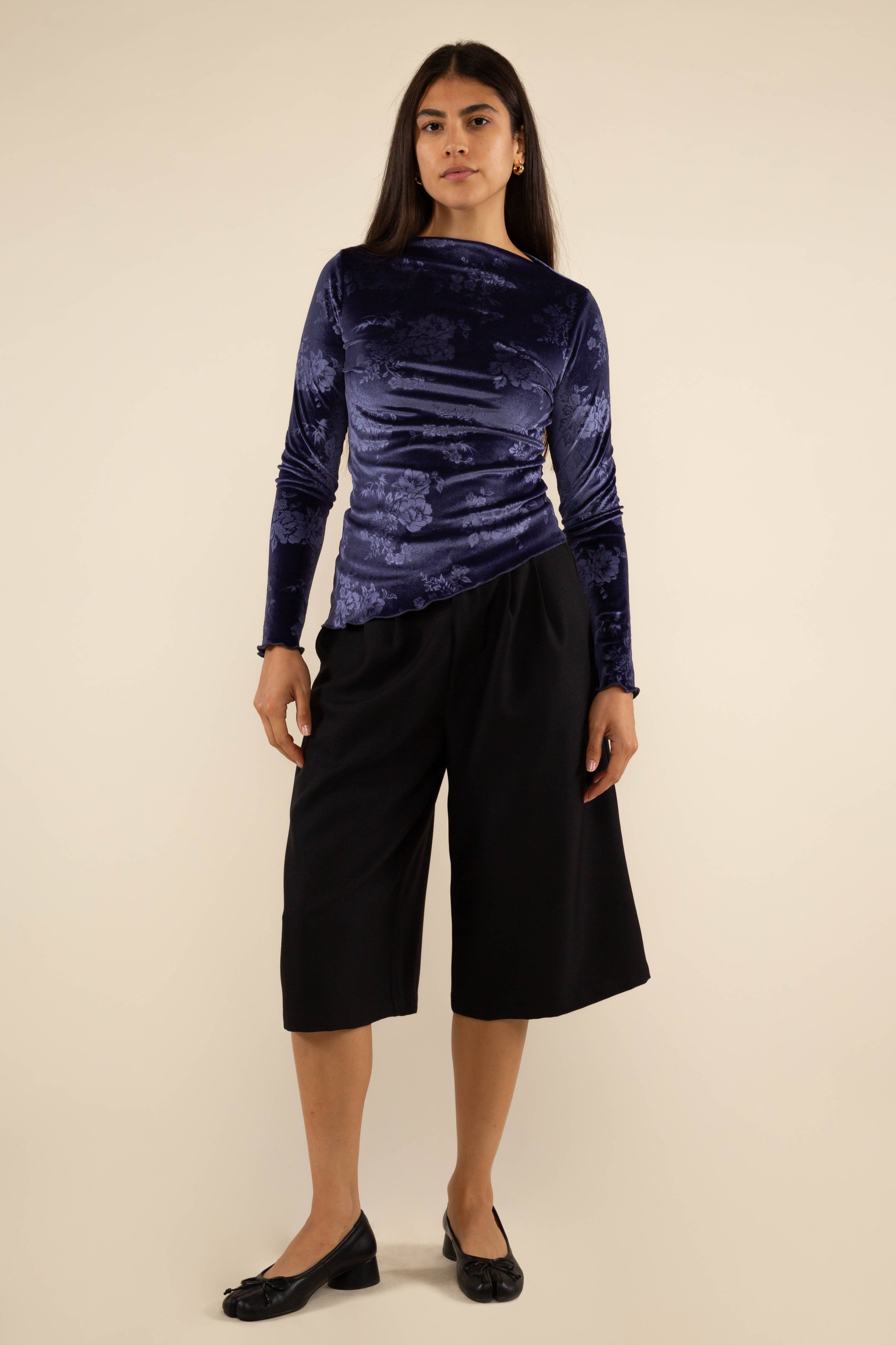 NLT – wholesale Blus - Dam – Tam Boatneck Långärmad Sammet Jacquardtopp1