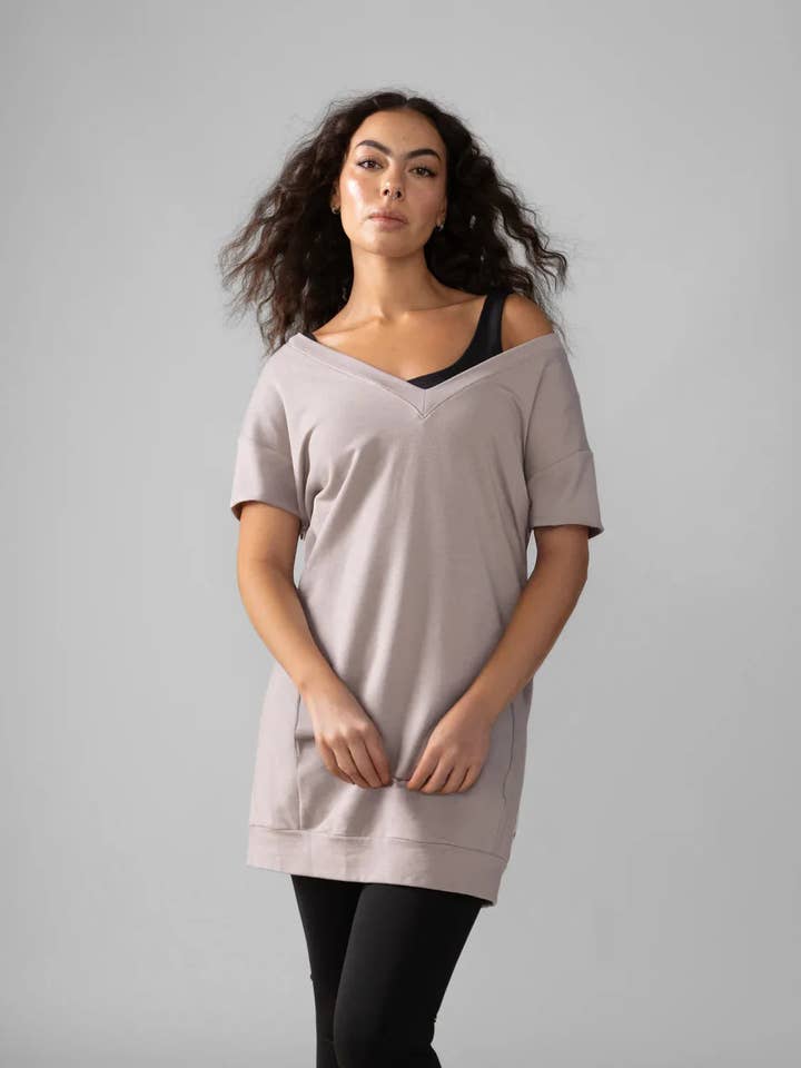 Short Sleeve Tofino Dress - Atmosphere for wholesale by Rose Boreal