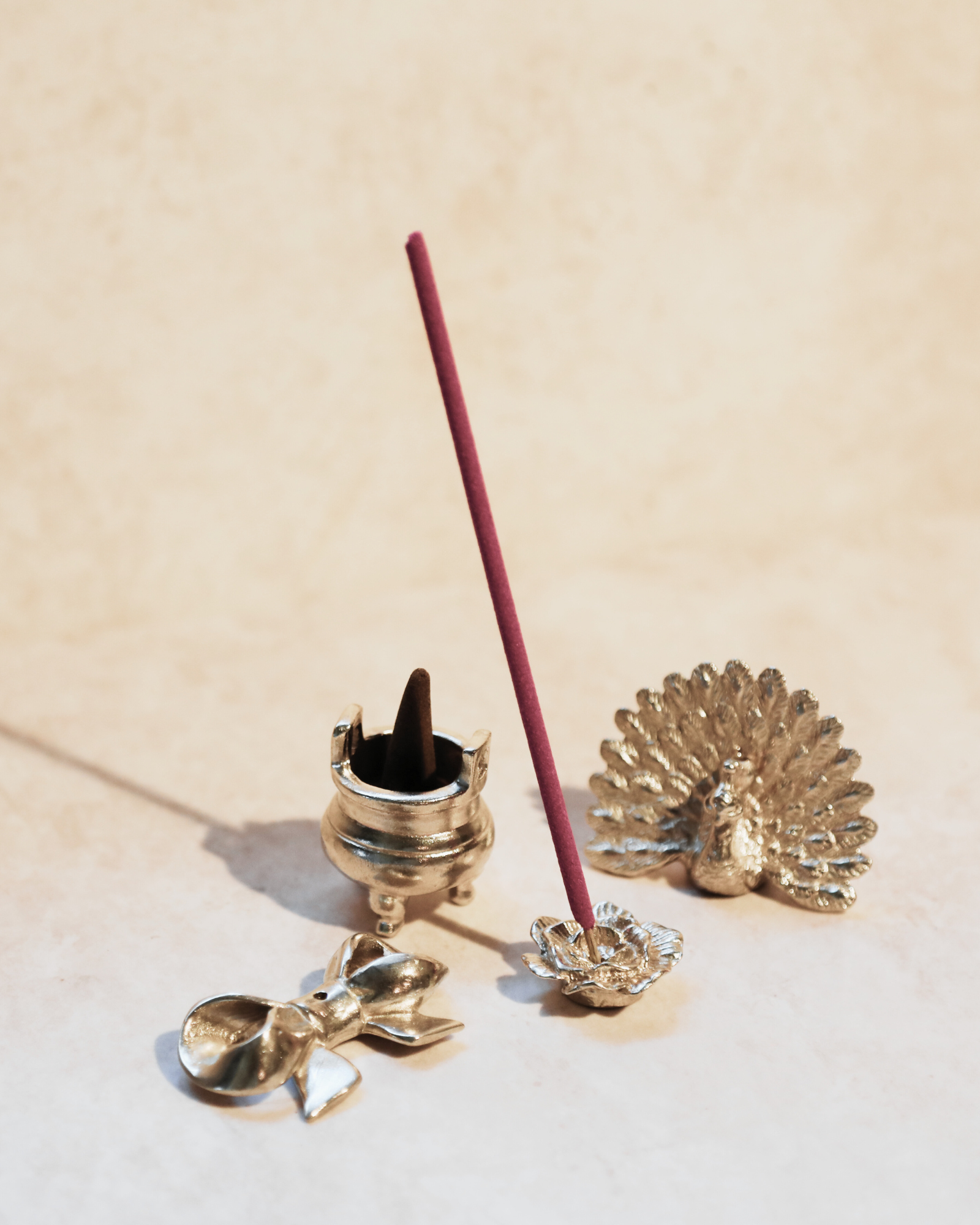 The Golden Altar – wholesale Incense holder – Chinese Ritual Brass Cauldron Incense Burner1