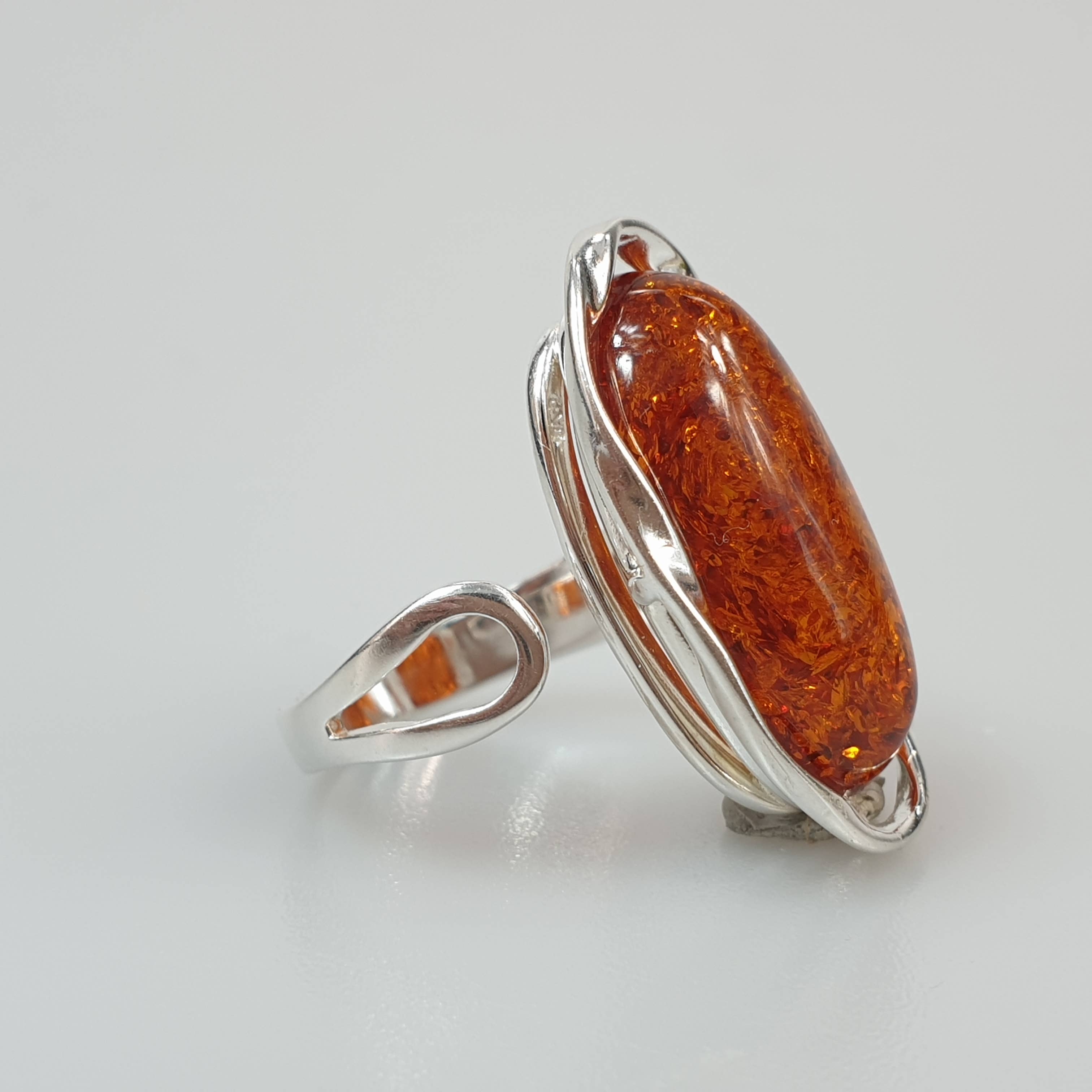 AmberLithuania - Vendita all'ingrosso Anelli cocktail/statement - Anello in argento con ambra vera, anello con pietra preziosa da indossare tutti i giorni2