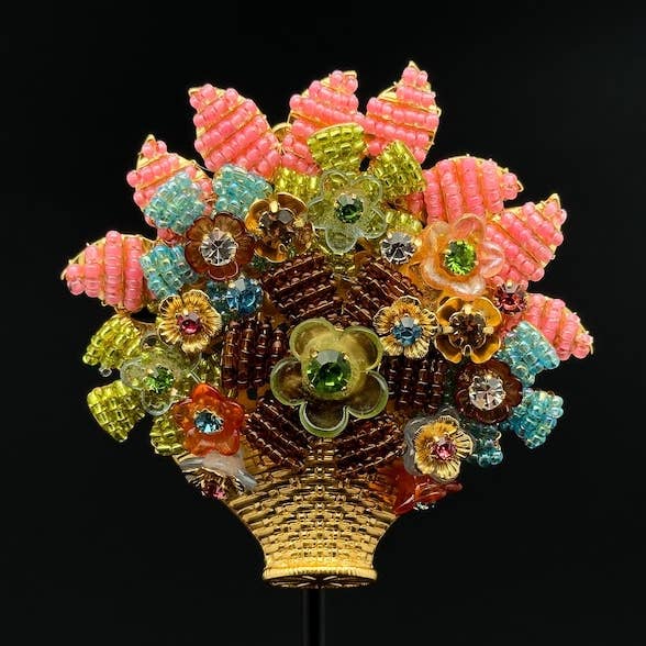 Timeless Beauty: Vintage Deco, Art Deco, Flower Basket & Woven Brooches for Dress, Party, and Dinner Styles for wholesale by Zenthaven