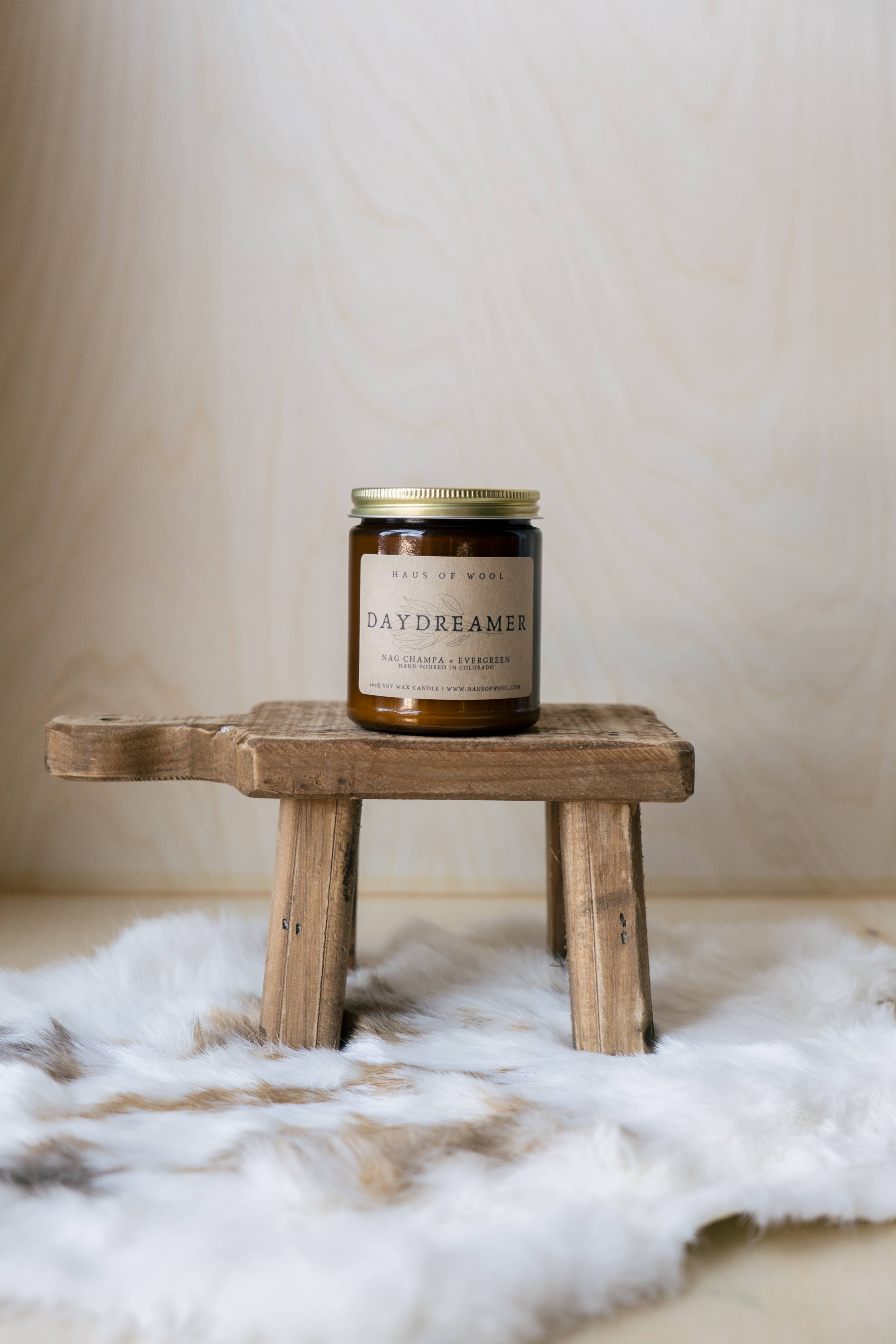 Haus of Wool - Venta al por mayor Velas en tarros - Vela de mecha de madera de cera de soja perenne Nag Champa +3