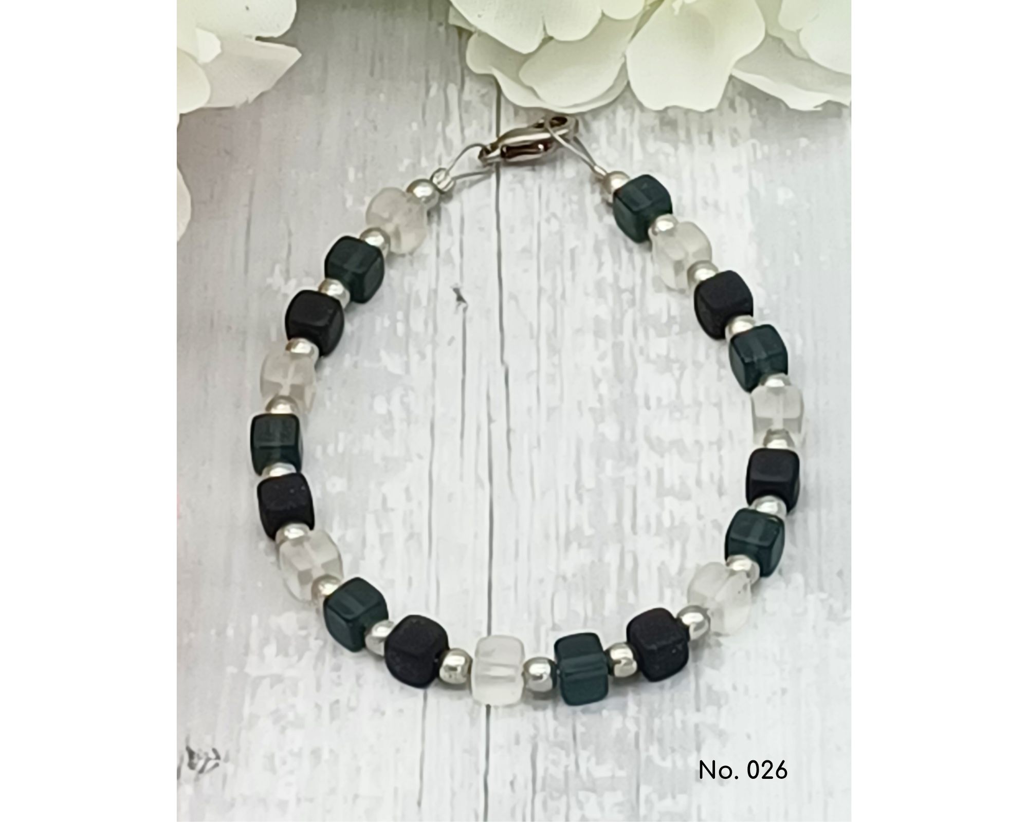 perleperle - Wholesale Beaded Bracelet - Bracelet glass beads, cube shape, Lillie8