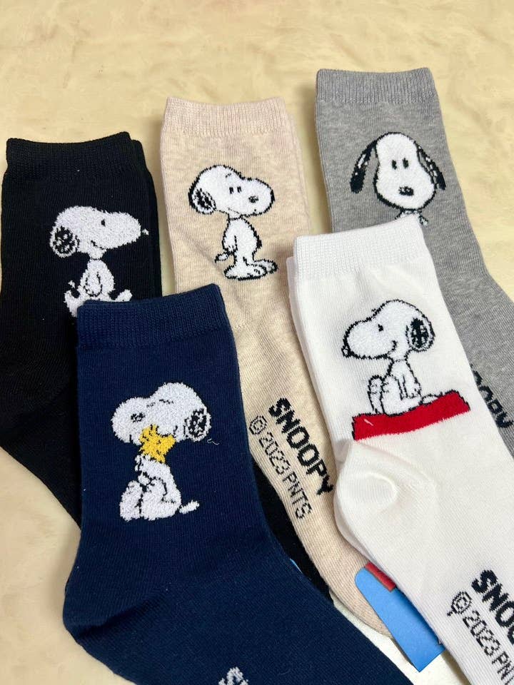 K-Wonderland - Wholesale Socks – Women's - Peanuts 3D Snoopy Ankle Mid Calf Socks-Cotton ultra Soft